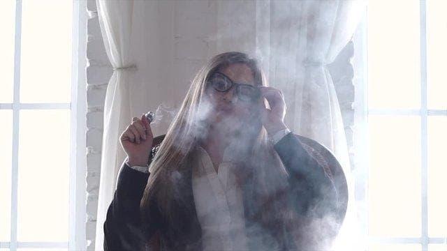 E-Cigi Bolt and are e cigarettes a good way to quit smoking examined with expert tips for quitting